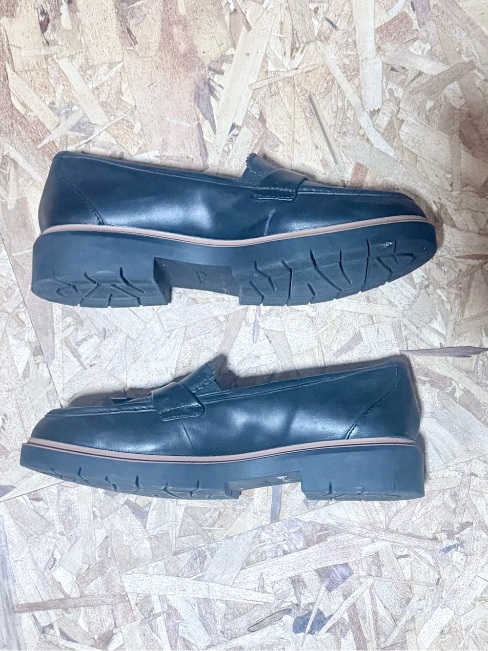 Clark’s Women’s Westlynn Bella Loafers, Sz 7 Black Leather, Excellent Condition - Picture 4 of 4